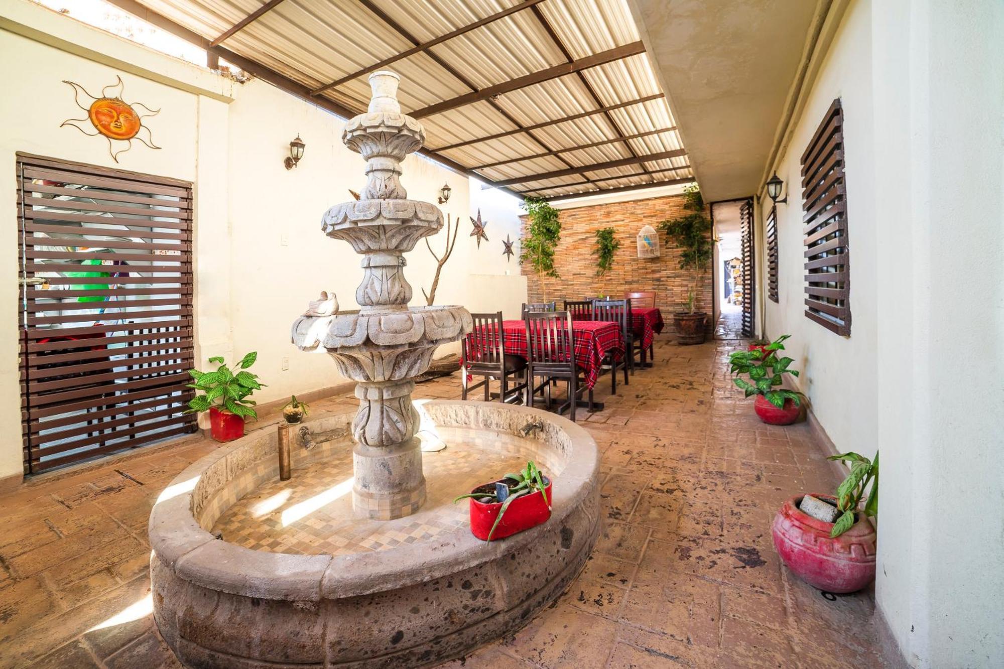 סלאיה Capital O Hotel Casa Blanca מראה חיצוני תמונה