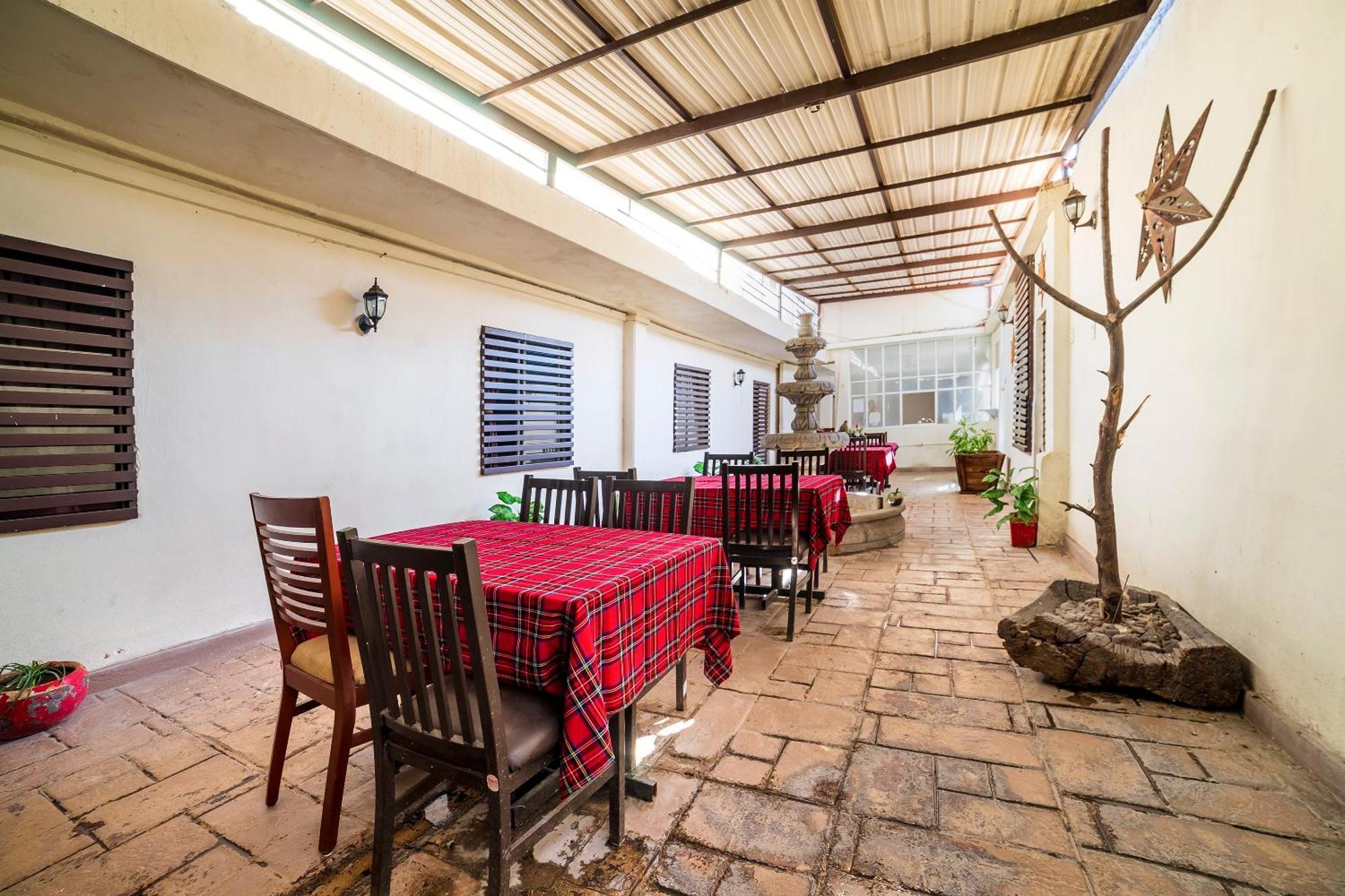 סלאיה Capital O Hotel Casa Blanca מראה חיצוני תמונה